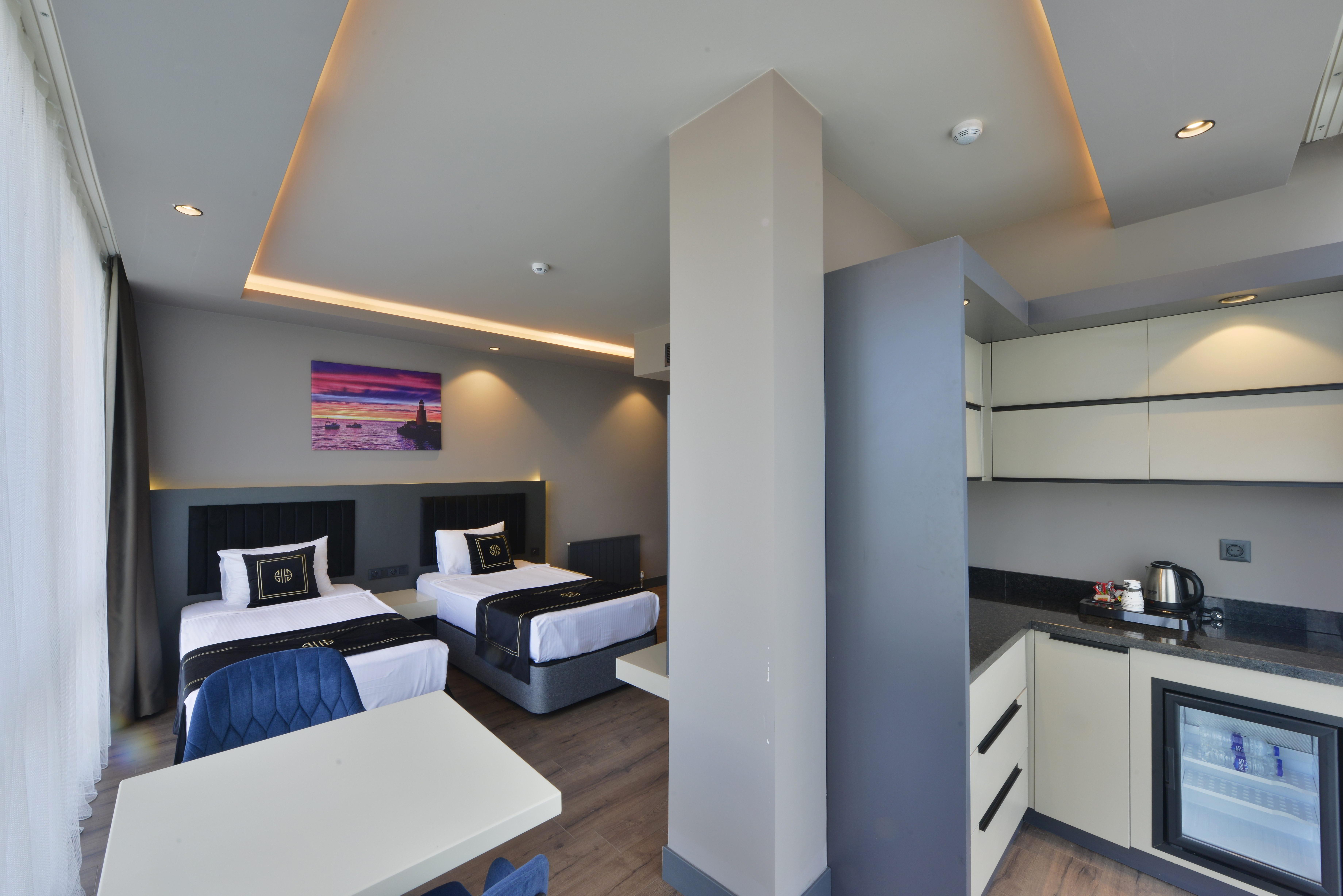 Best Western Premier Hidden Hills Hotel Istanbul Exterior photo A typical studio apartment