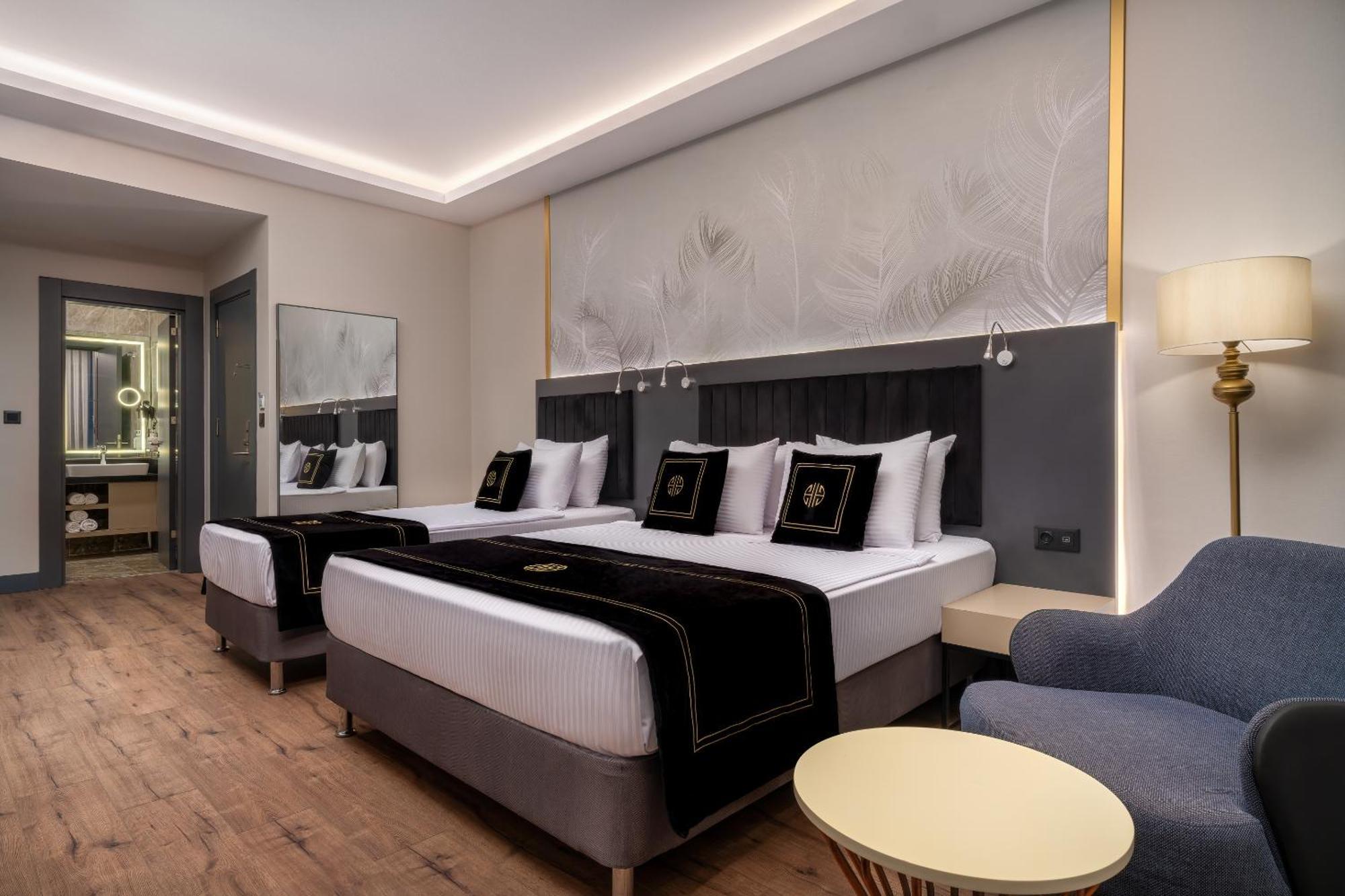 Best Western Premier Hidden Hills Hotel Istanbul Exterior photo A room at the hotel